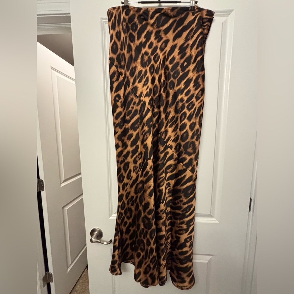 NWT - COMMENSE LEOPARD MAXI SKIRT XL(12) - Picture 4 of 6